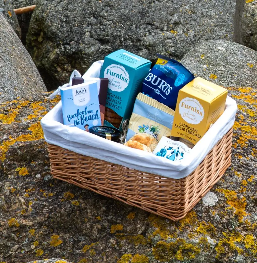 The Locally Large Hamper